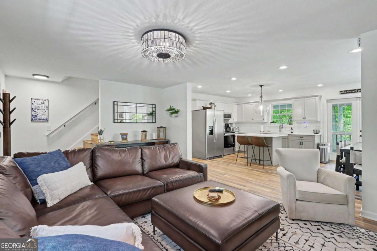 136 Madison Avenue Property Photo 6