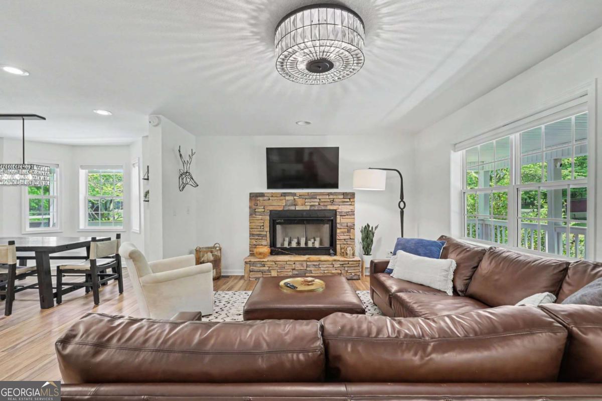 136 Madison Avenue Property Photo 7