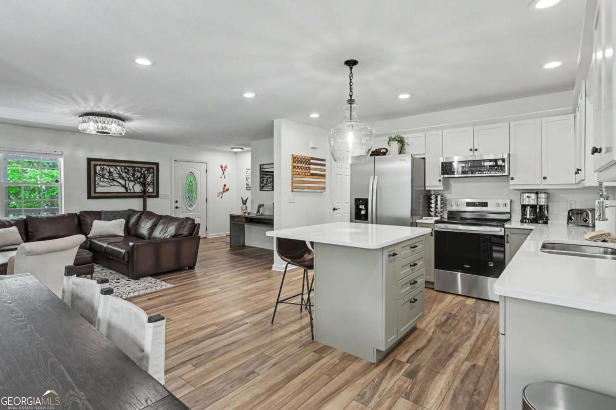 136 Madison Avenue Property Photo 13