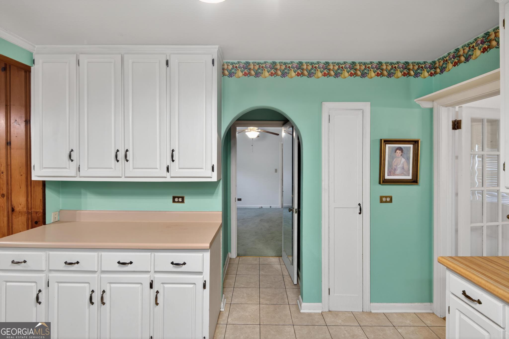 447 S College Street Property Photo 18