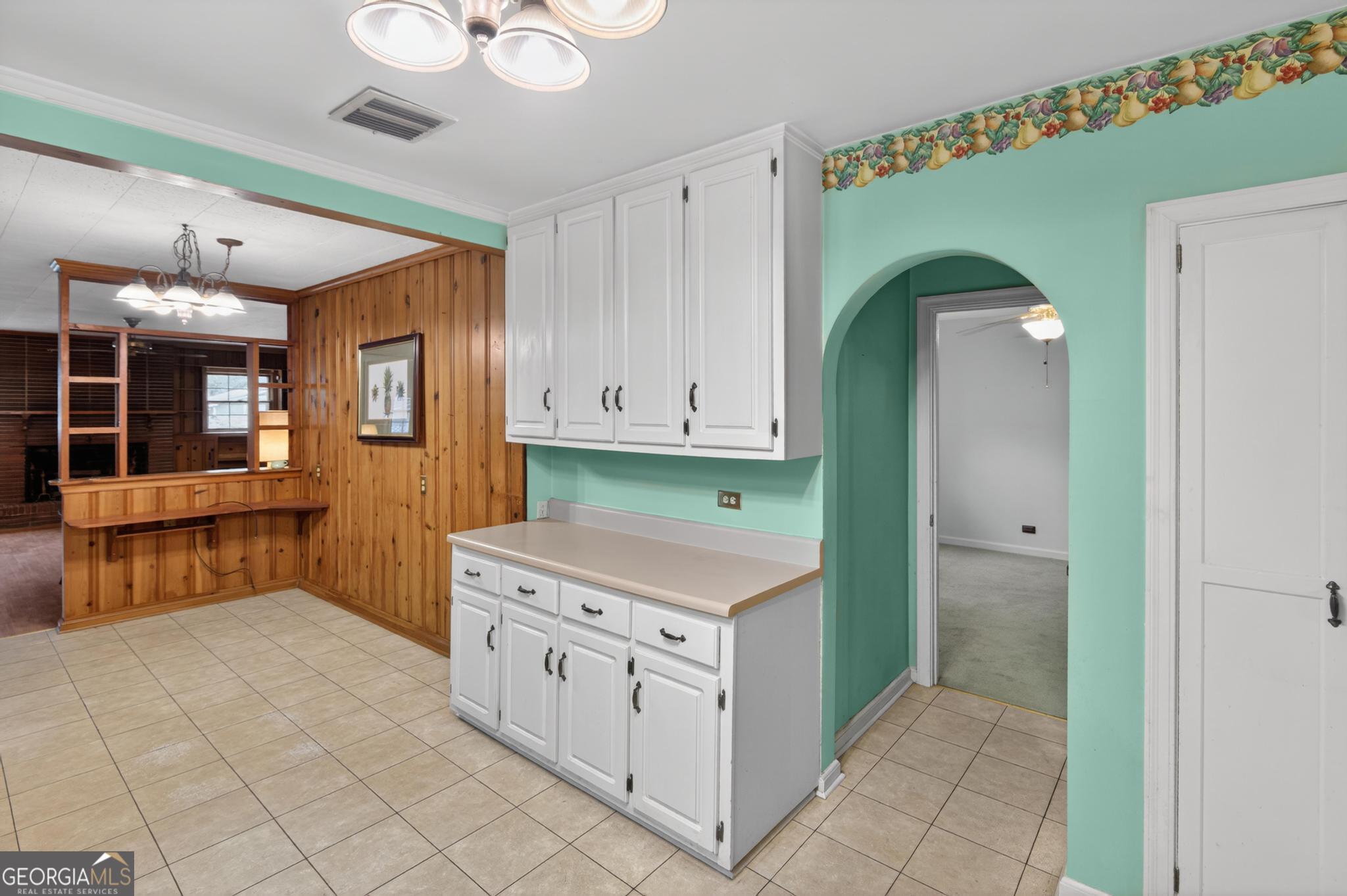447 S College Street Property Photo 19