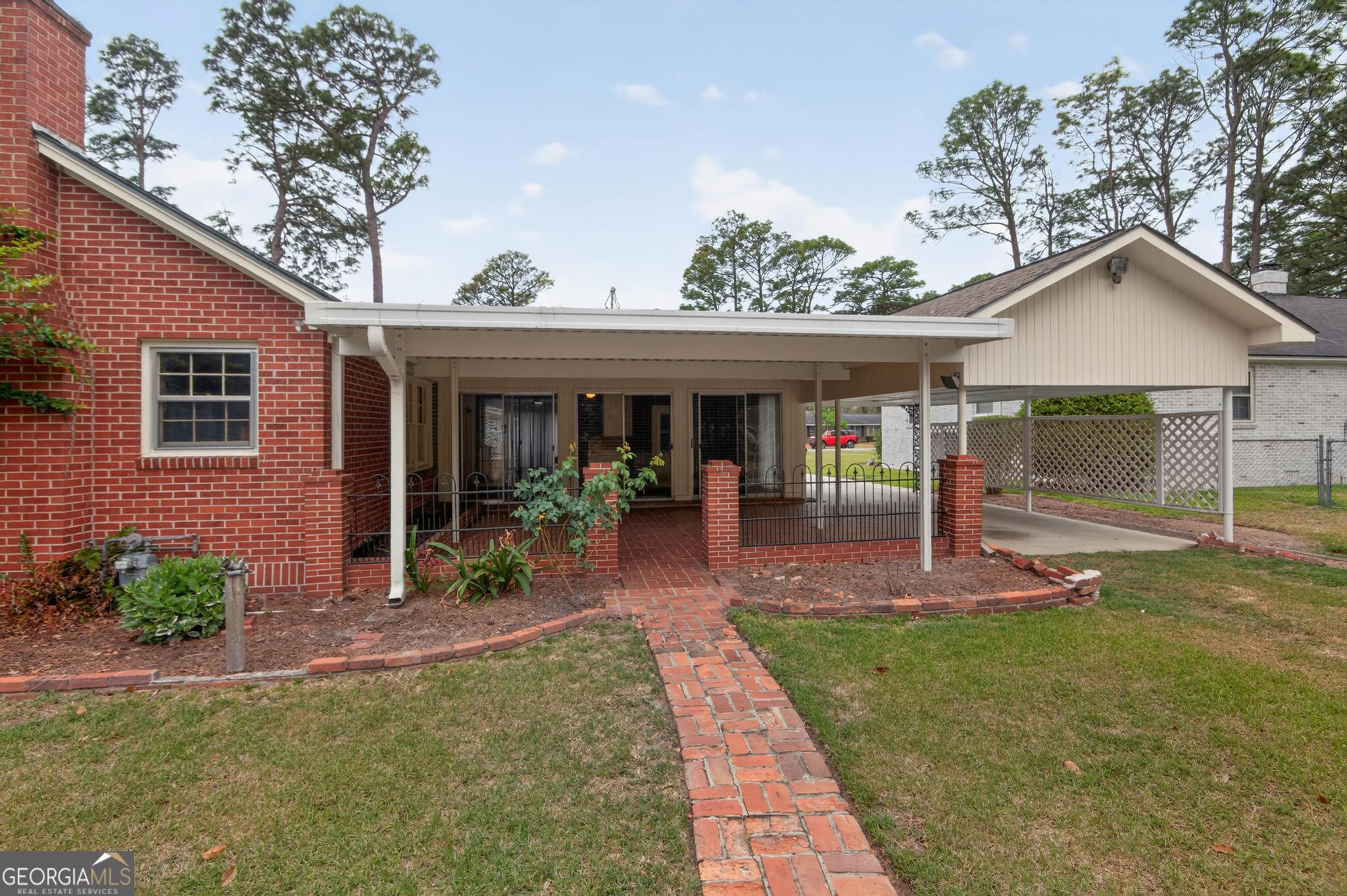 447 S College Street Property Photo 43