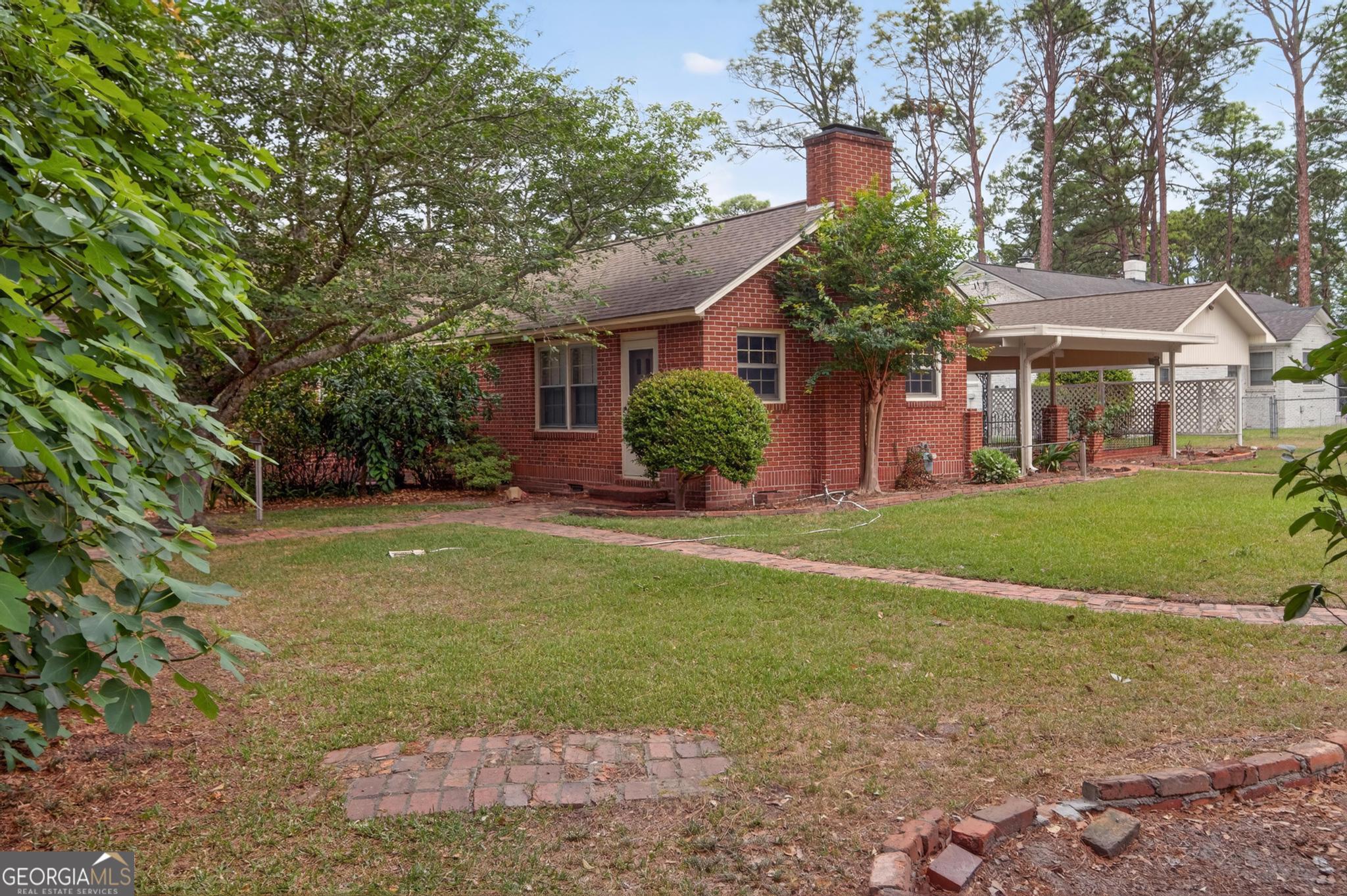 447 S College Street Property Photo 48