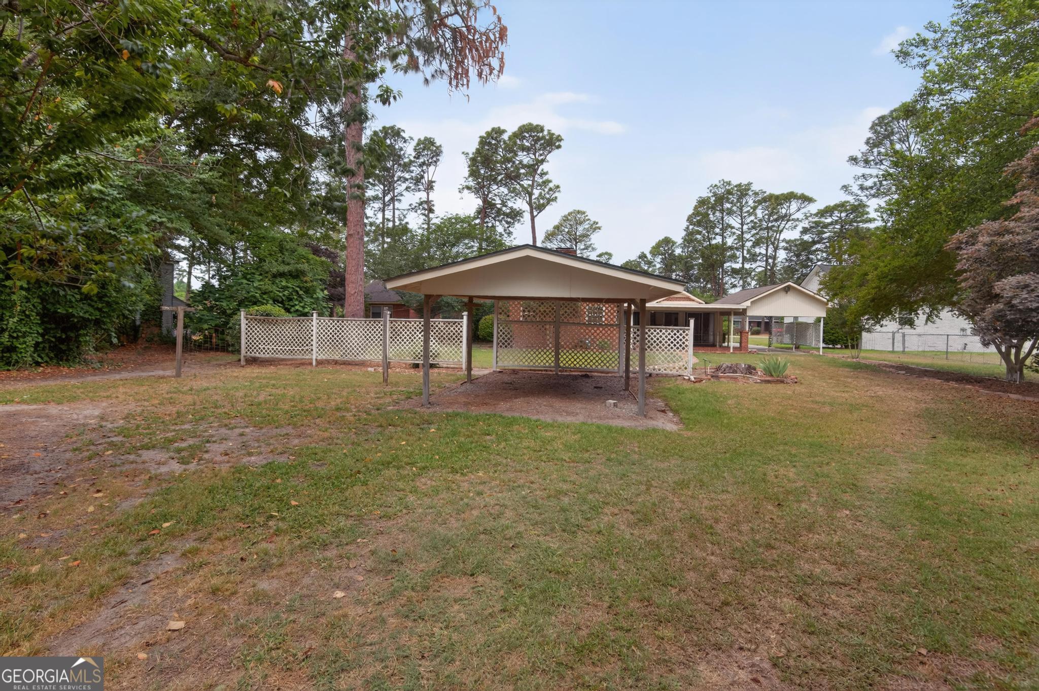 447 S College Street Property Photo 49