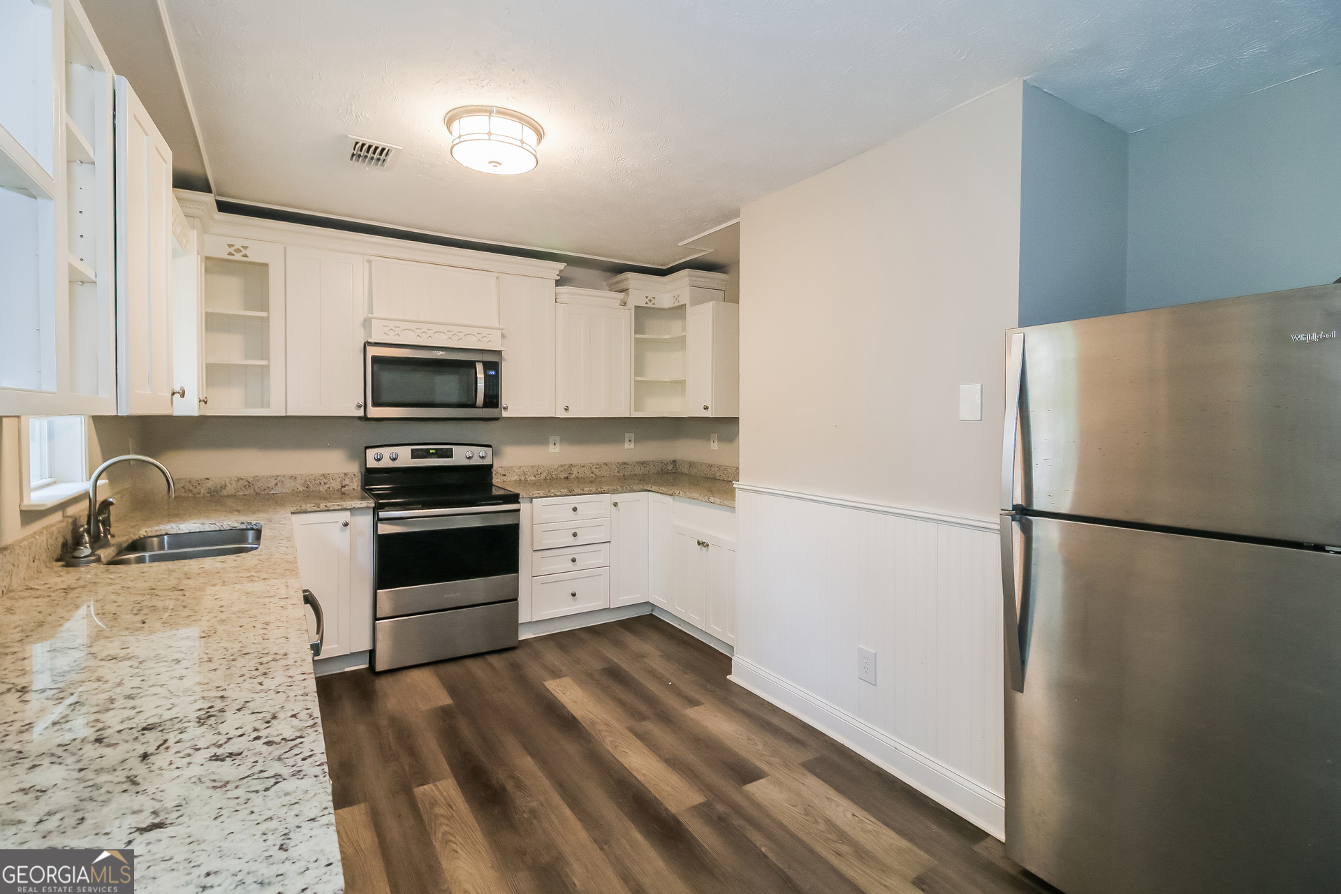 1106 Reynolds Court Property Photo 7