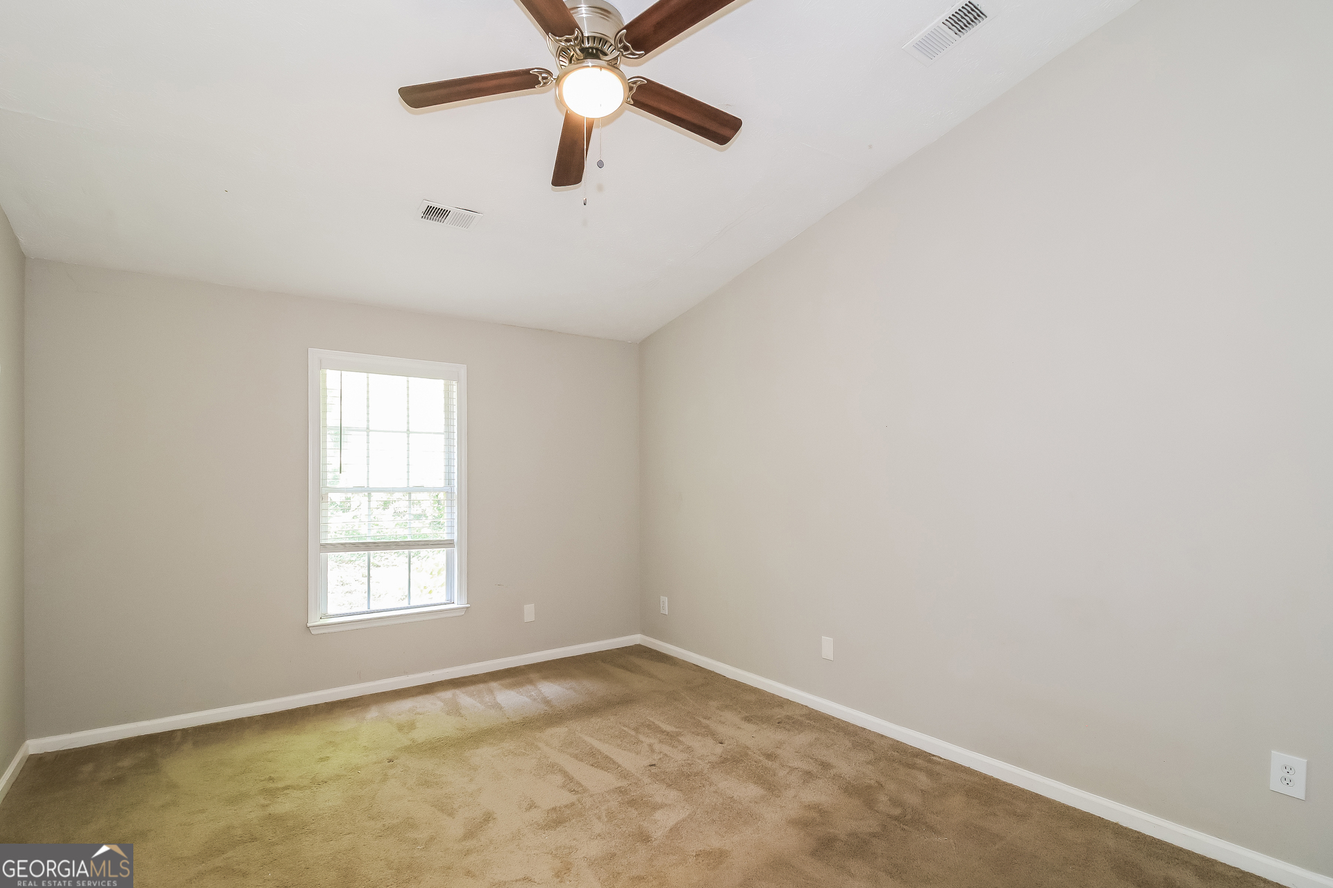 1106 Reynolds Court Property Photo 10