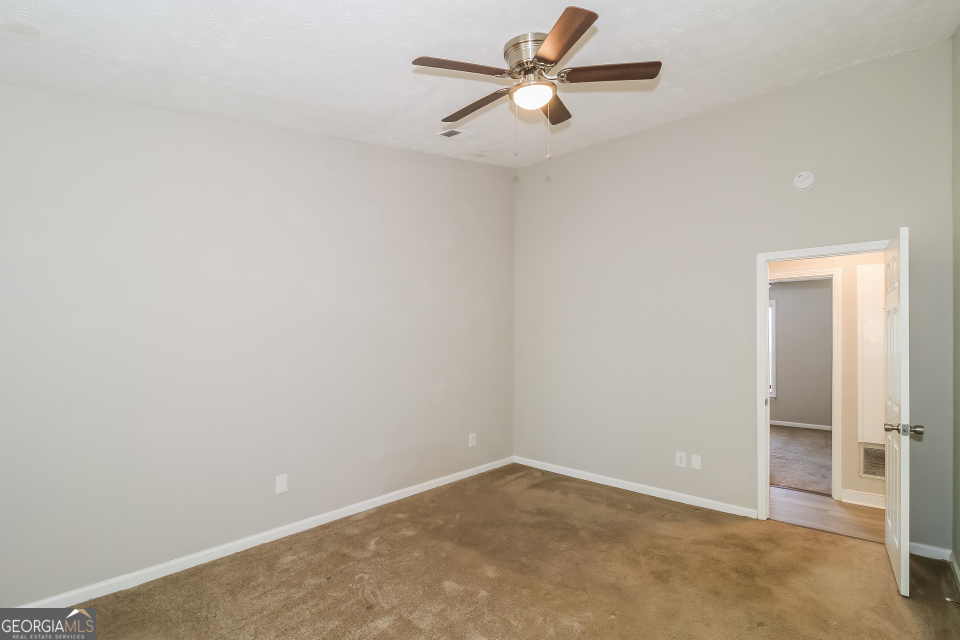 1106 Reynolds Court Property Photo 11