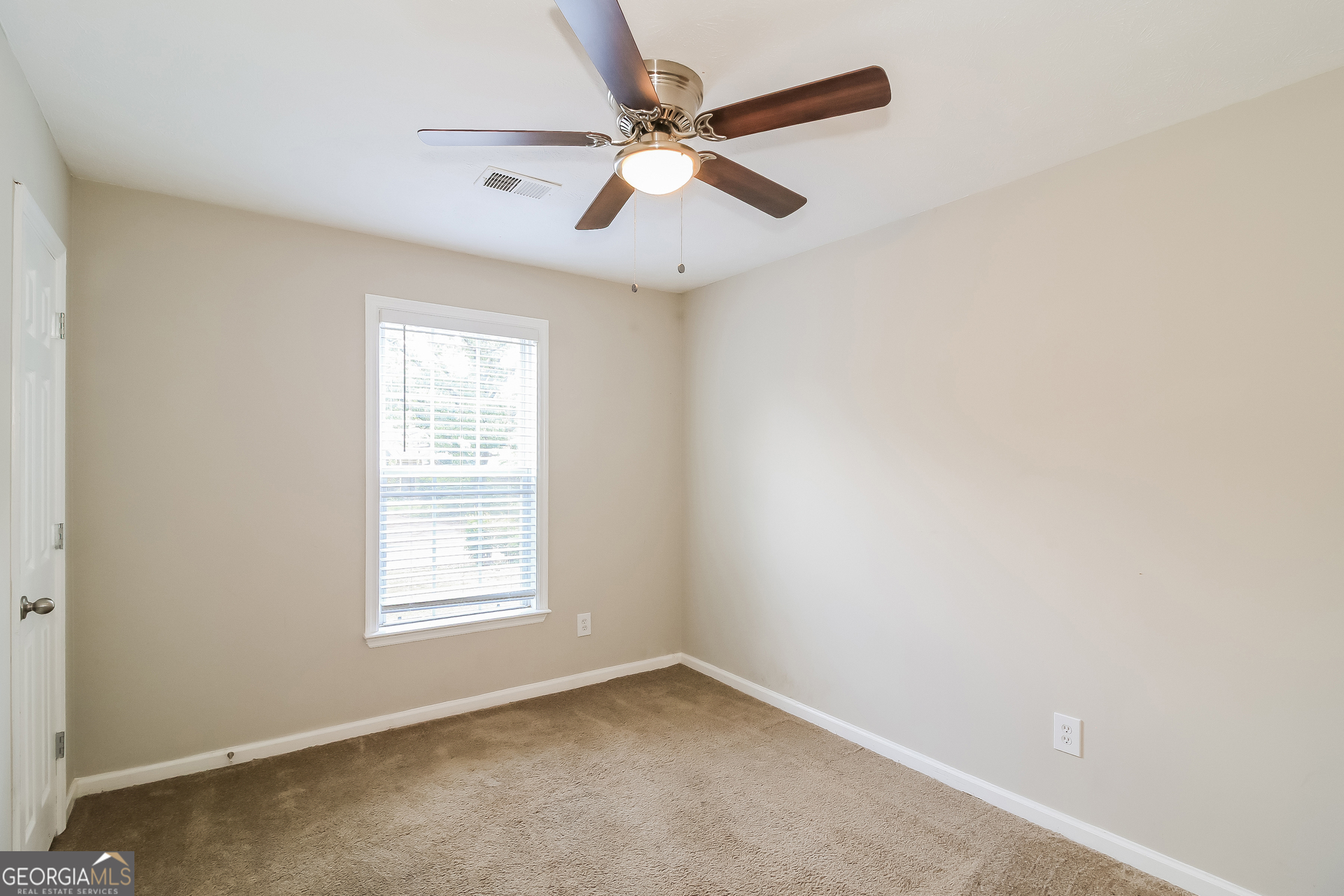 1106 Reynolds Court Property Photo 15
