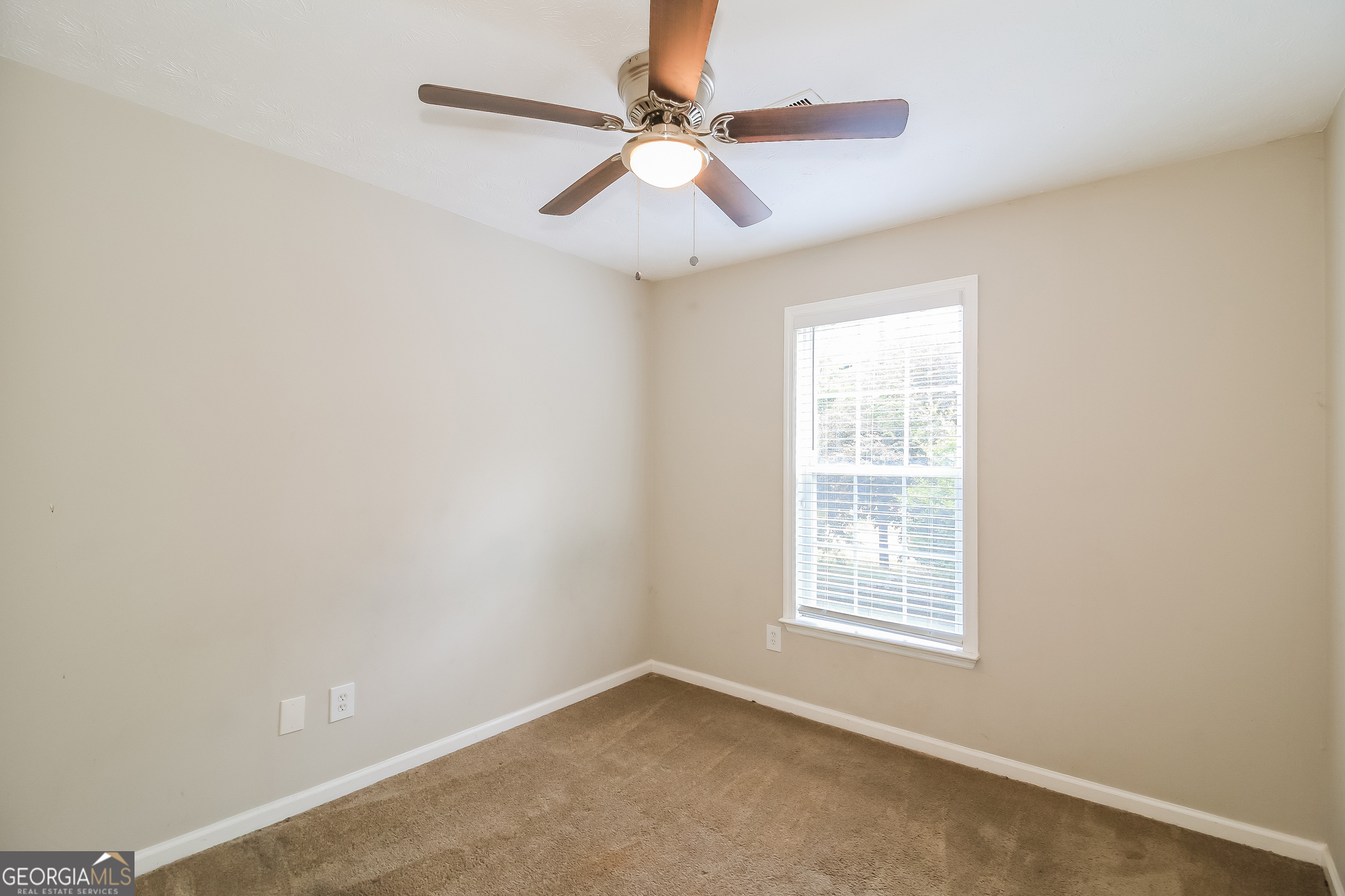 1106 Reynolds Court Property Photo 17