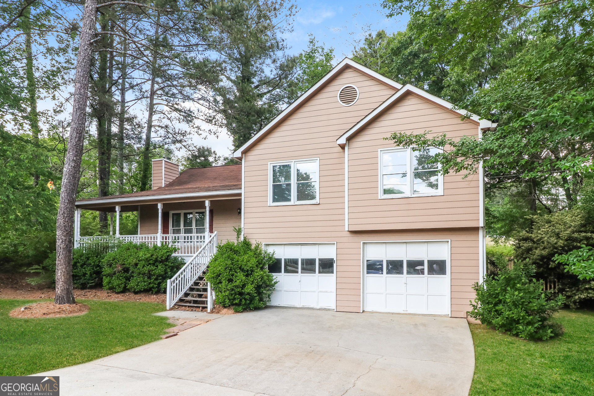 21 Willow Bend Drive Property Photo 2