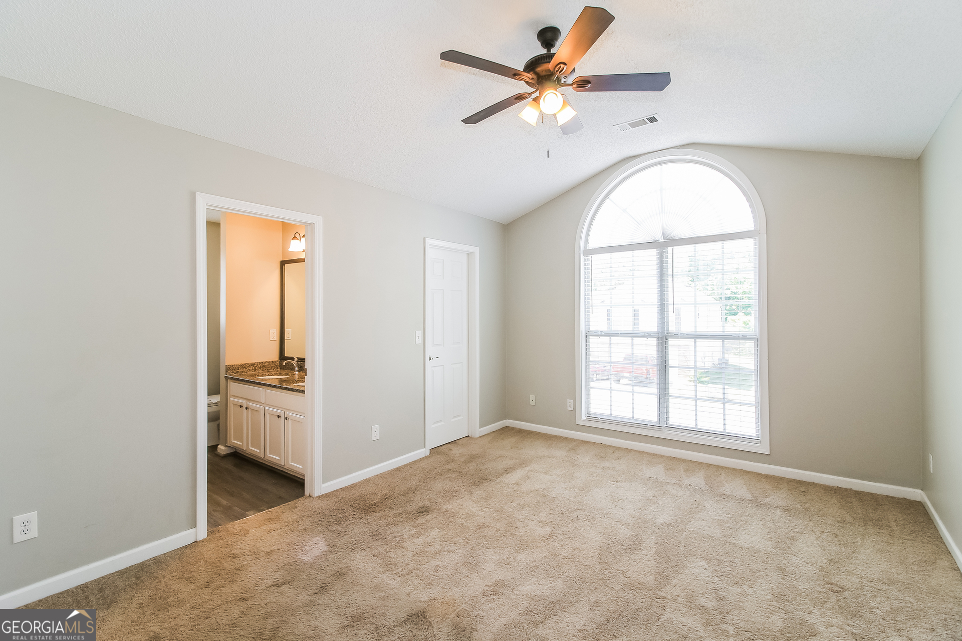 5991 Waggoner Court Property Photo 10