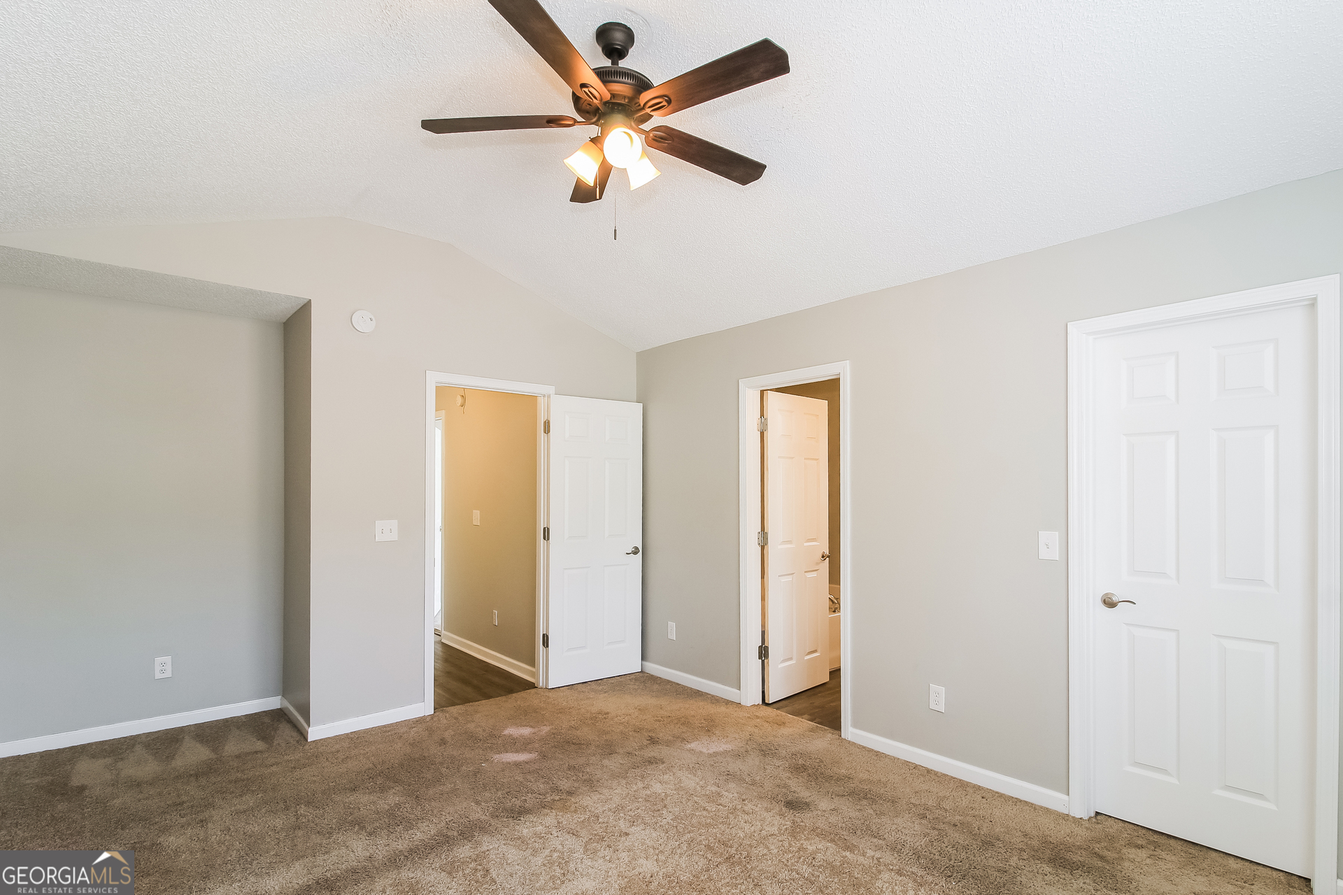 5991 Waggoner Court Property Photo 11