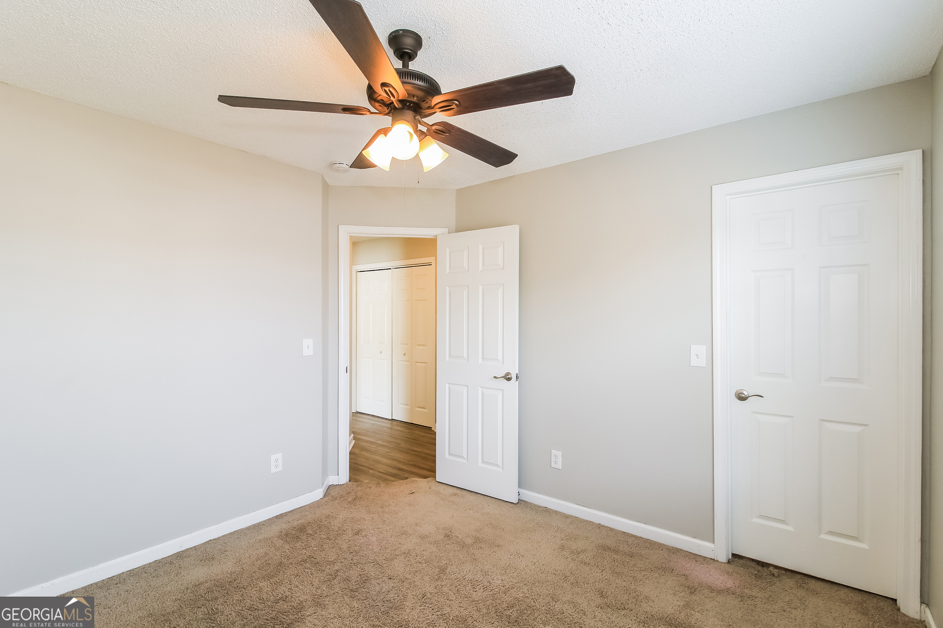 5991 Waggoner Court Property Photo 18