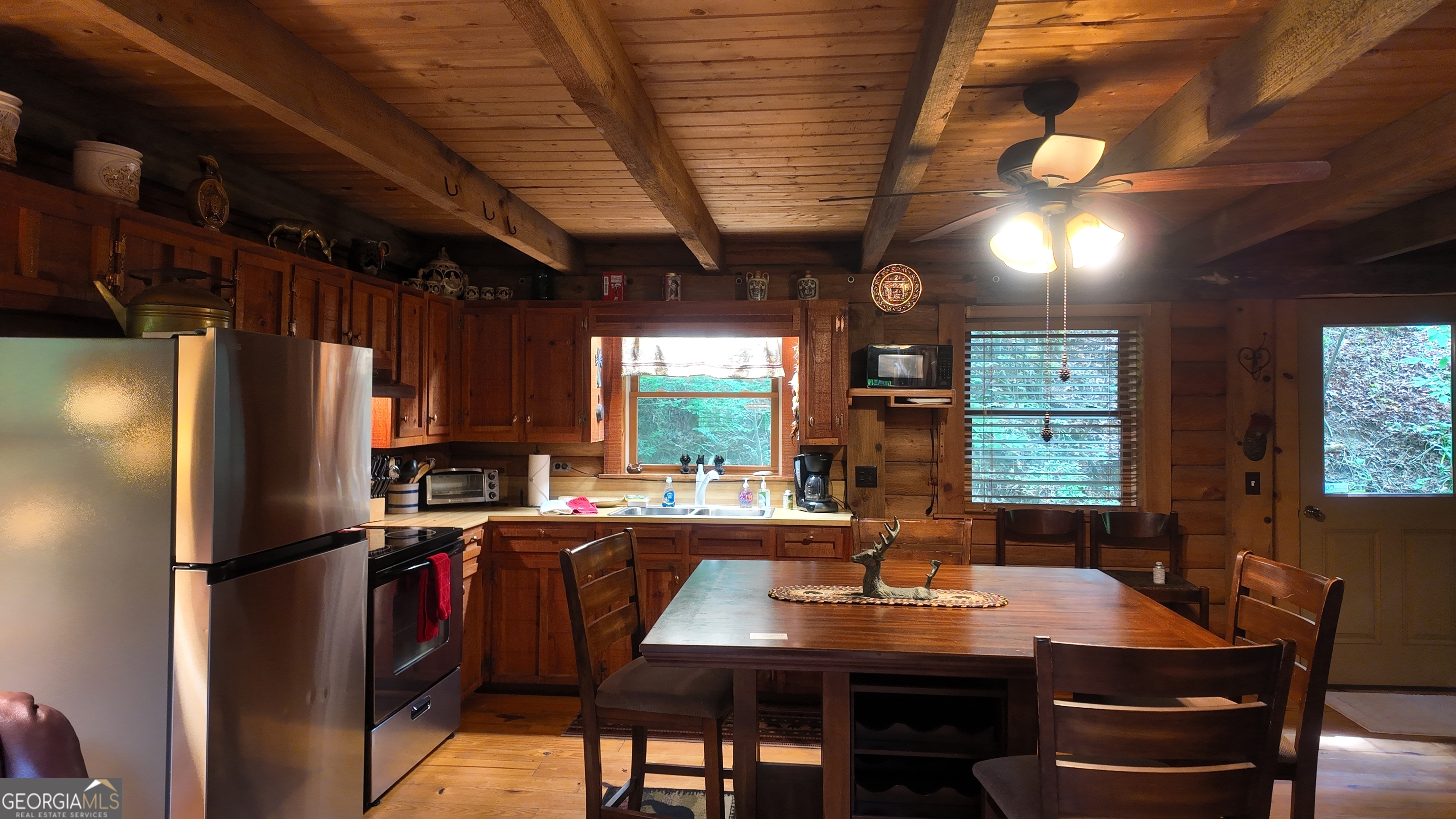 192 Wilderland Trail Property Photo 6