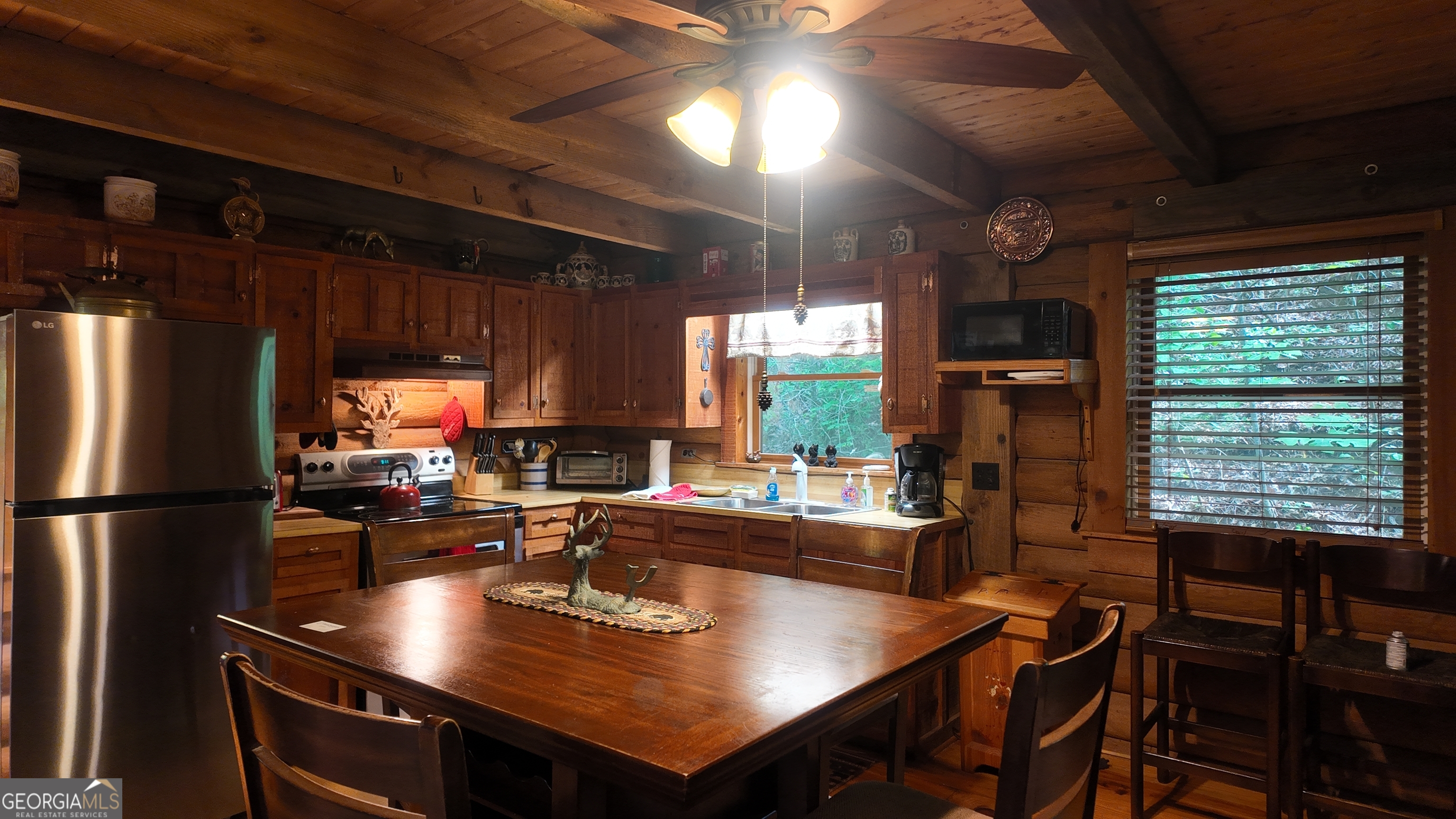 192 Wilderland Trail Property Photo 7