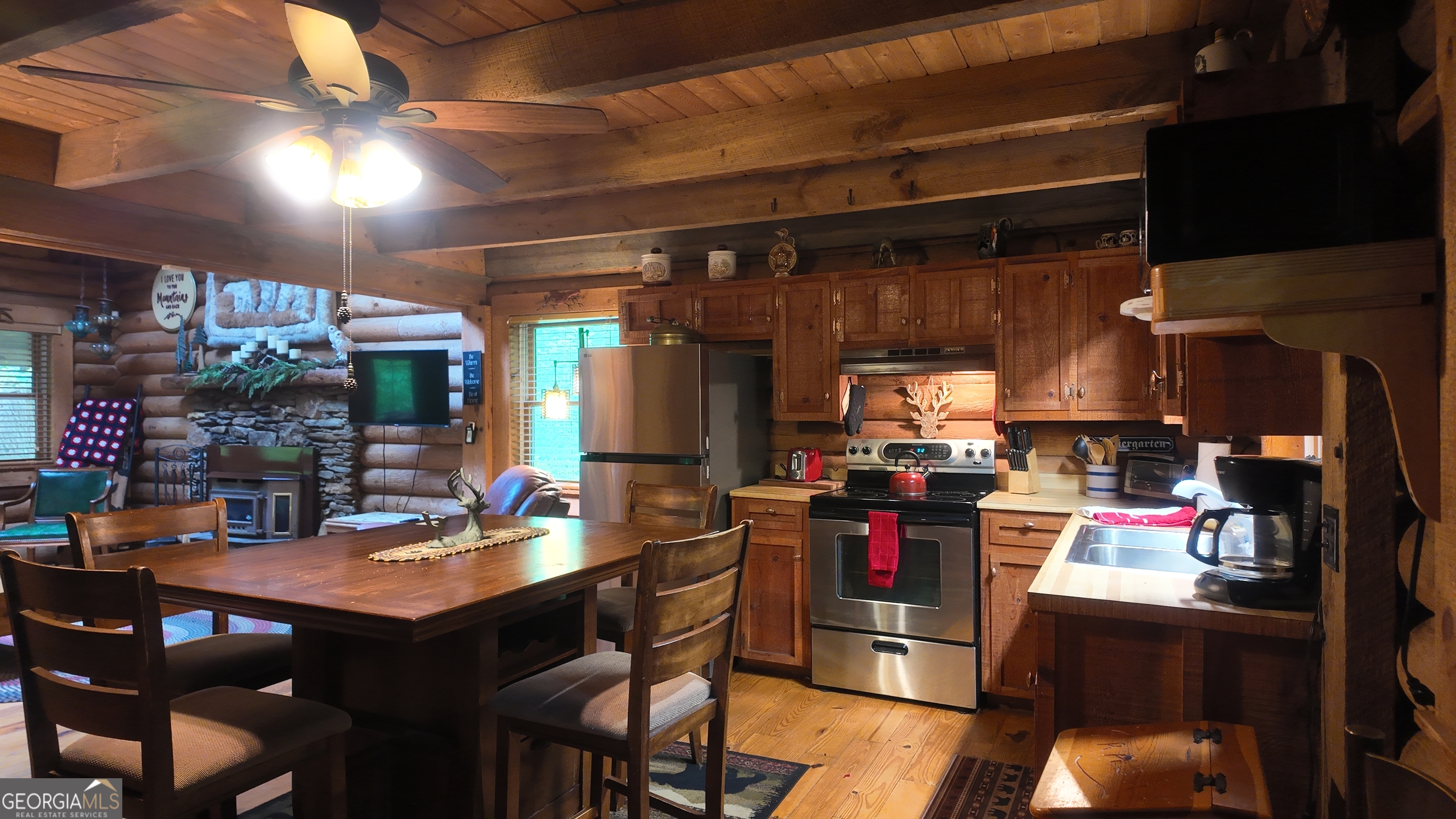 192 Wilderland Trail Property Photo 9