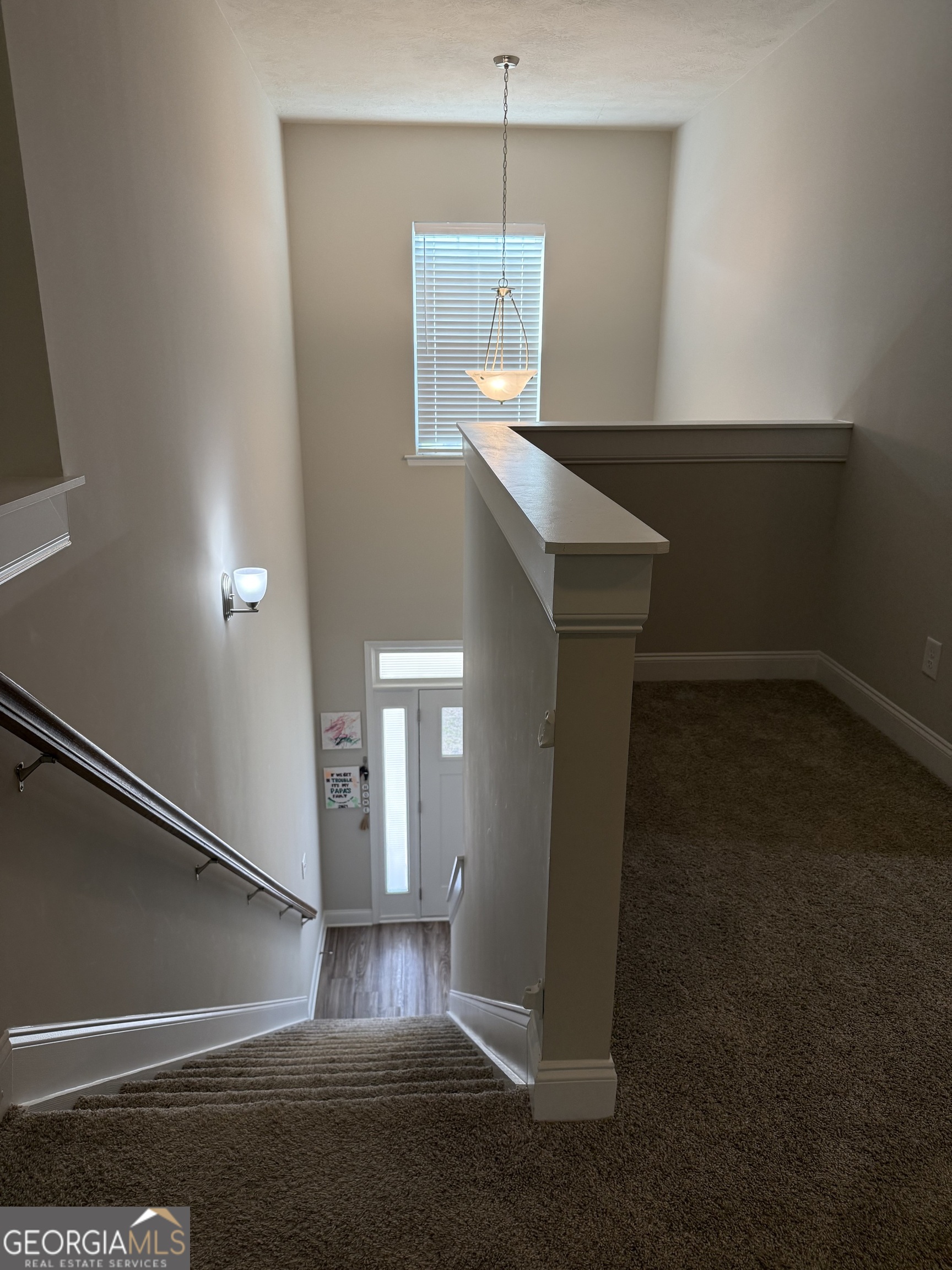 136 Pebble Lane Property Photo 14