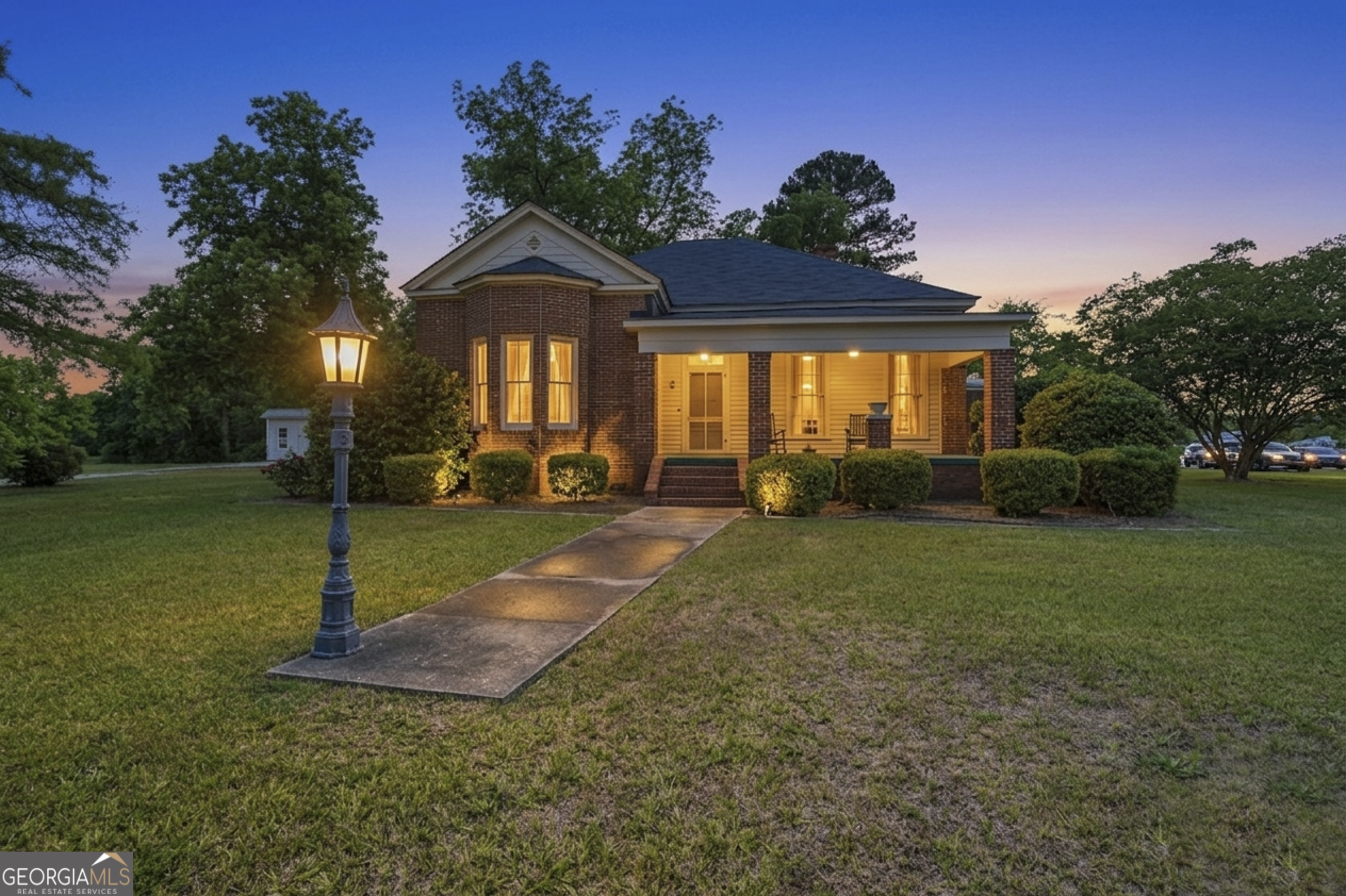 6629 Hawkinsville Road Property Photo 2