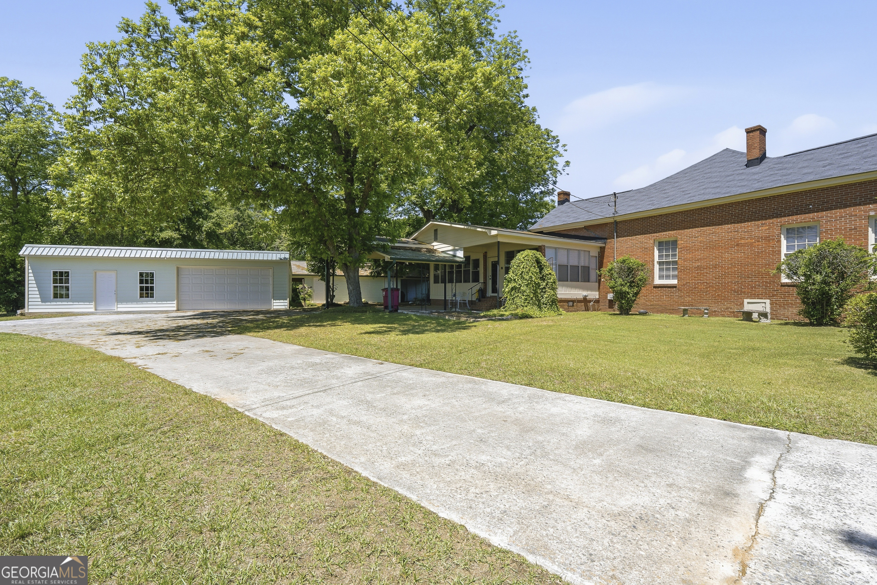 6629 Hawkinsville Road Property Photo 3