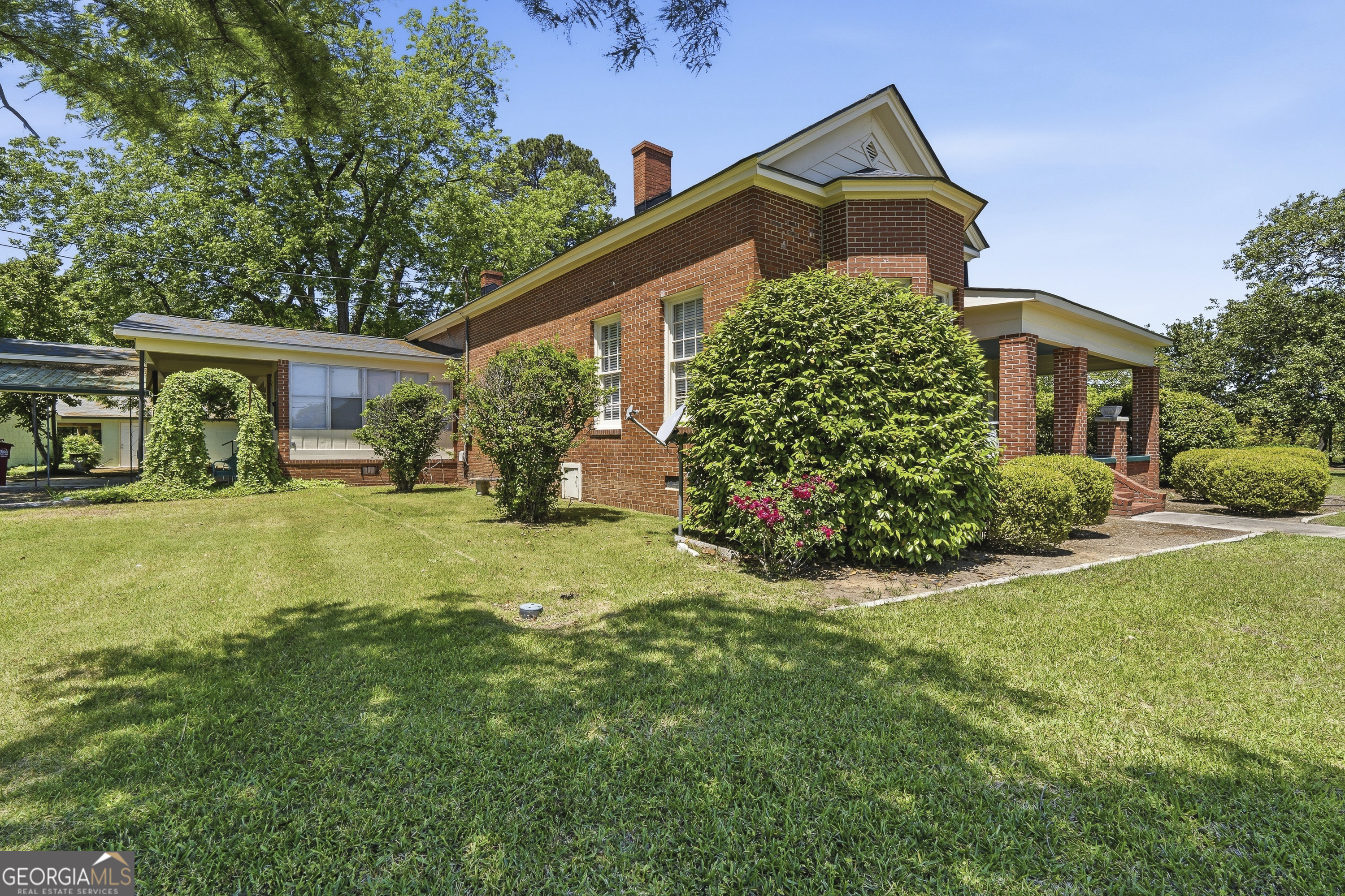 6629 Hawkinsville Road Property Photo 4