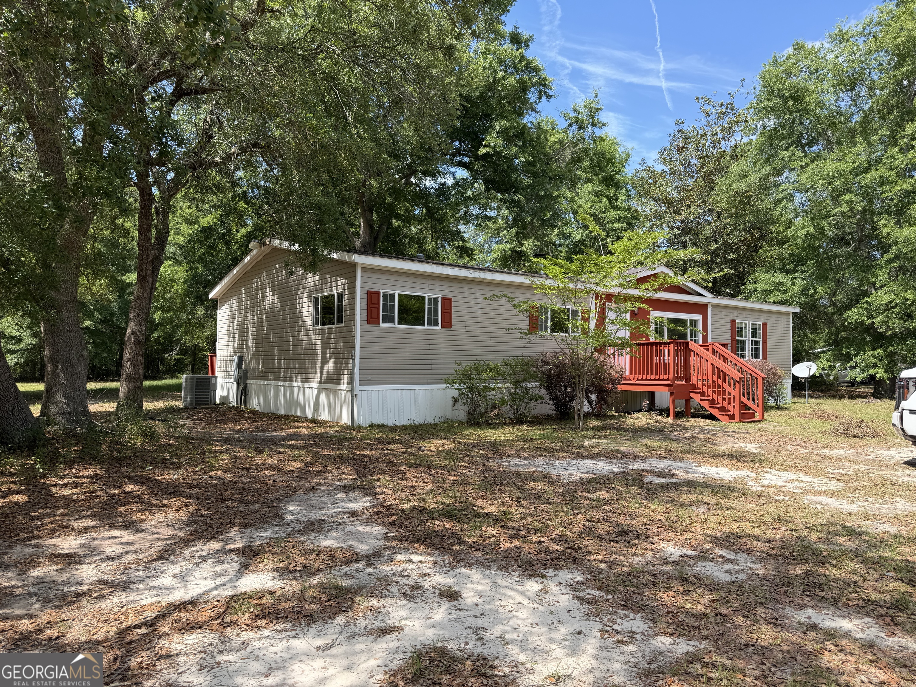 2 Buckboard Trail Property Photo 4