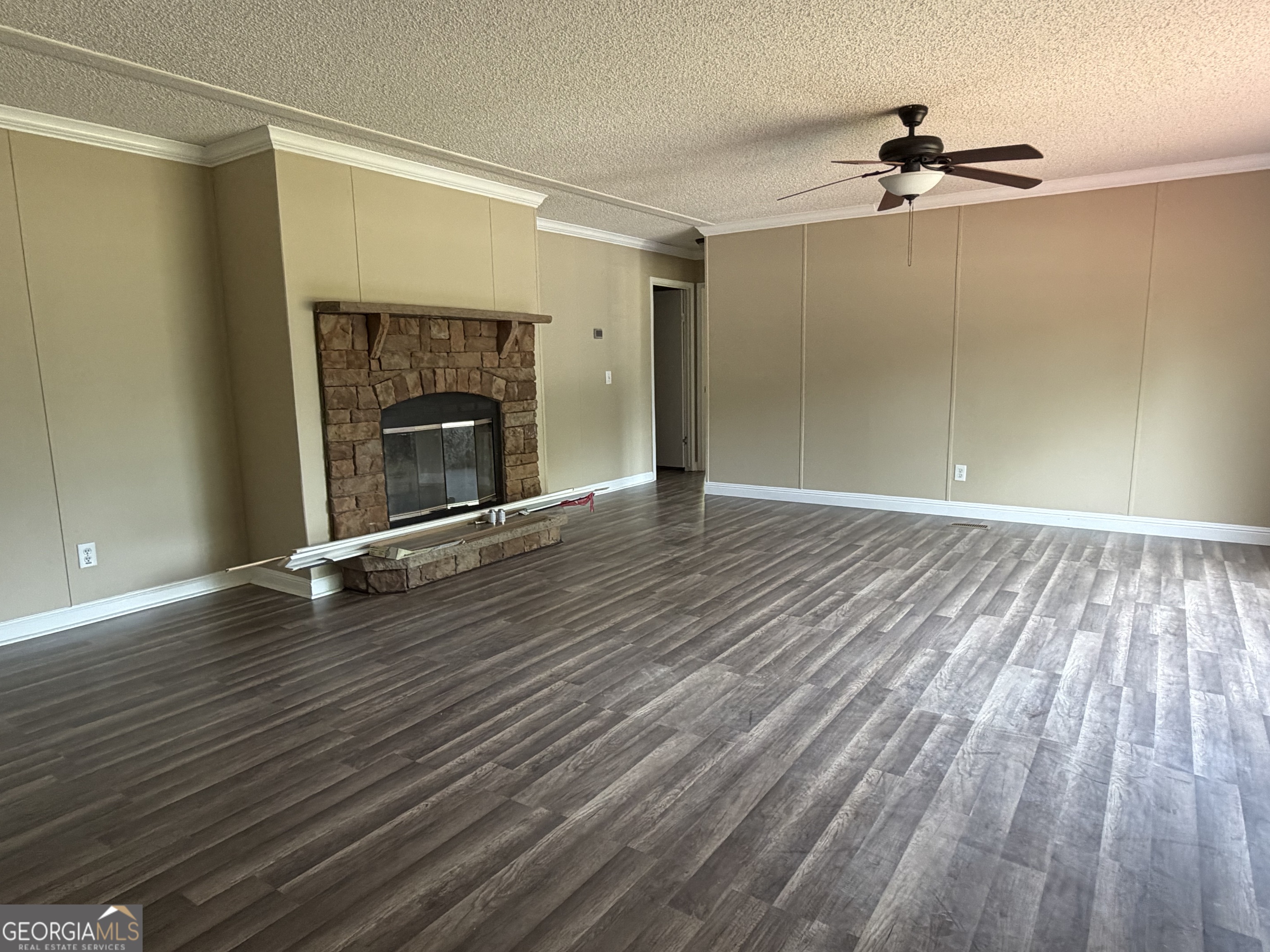2 Buckboard Trail Property Photo 7