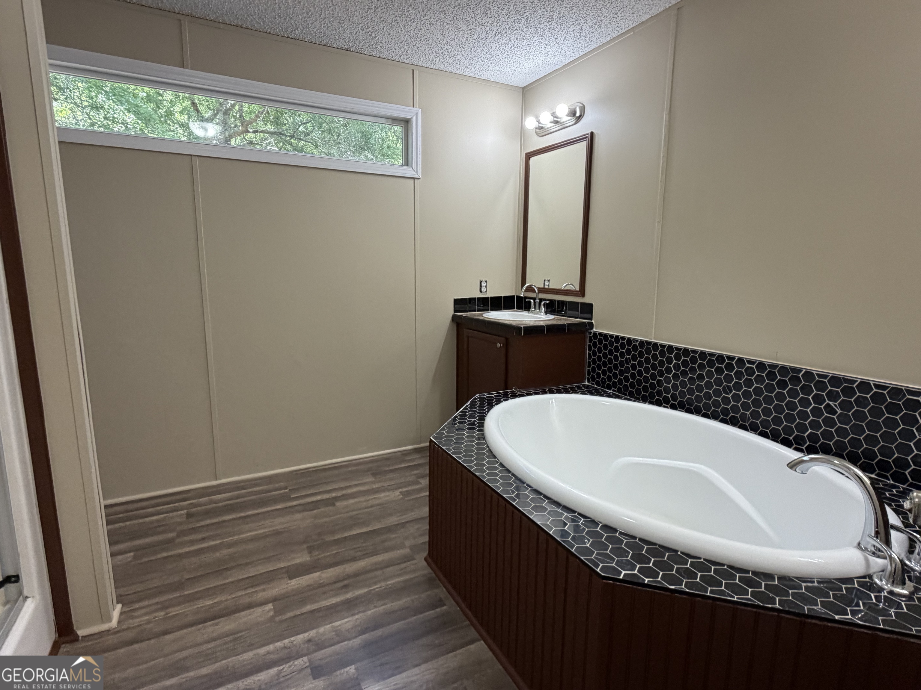 2 Buckboard Trail Property Photo 20