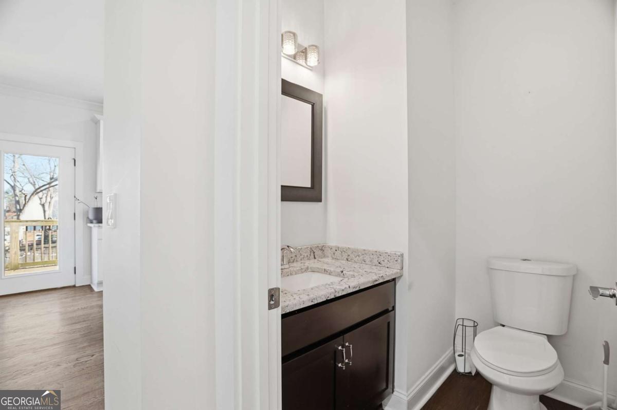 210 S Howard Street Se Property Photo 21