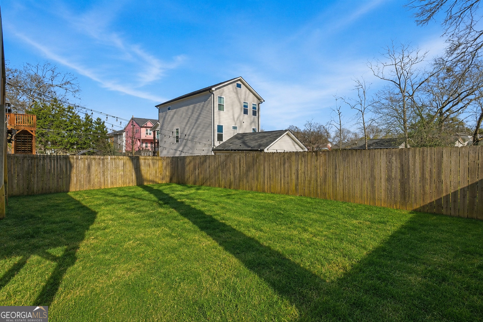 210 S Howard Street Se Property Photo 34