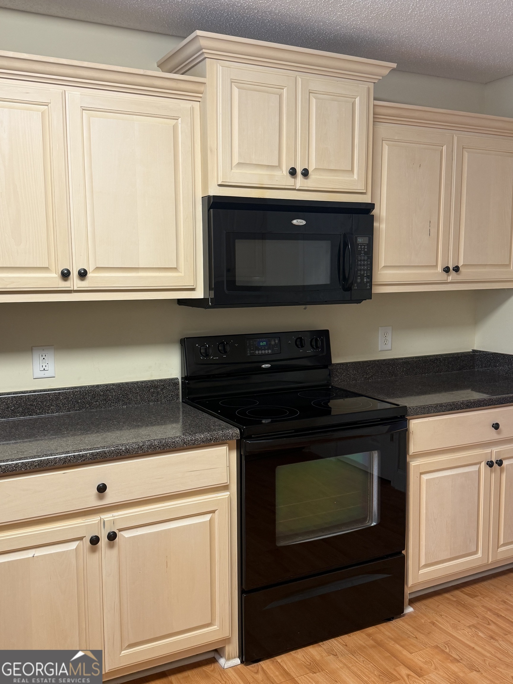 105 Nealys Way Property Photo 12