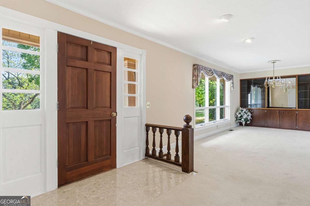 56 Claymont Road Property Photo 7