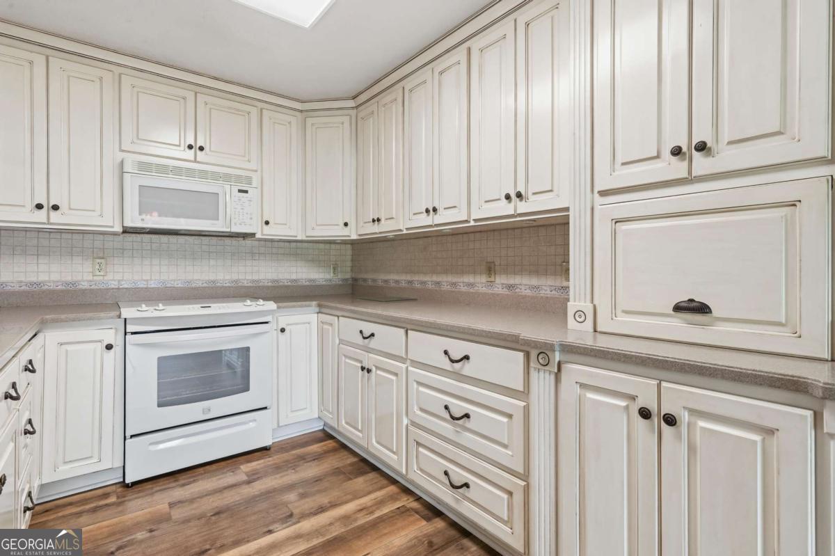 56 Claymont Road Property Photo 20
