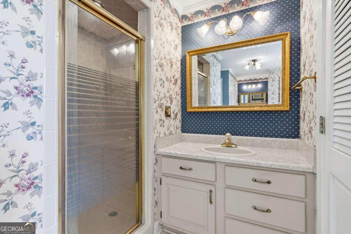 56 Claymont Road Property Photo 31