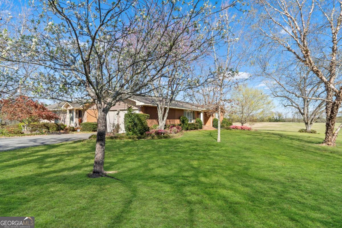 56 Claymont Road Property Photo 47