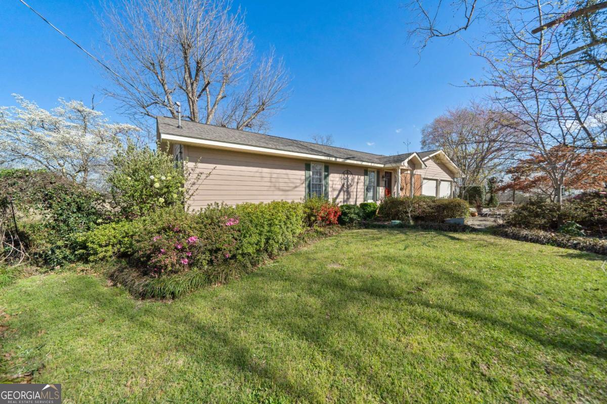 56 Claymont Road Property Photo 59