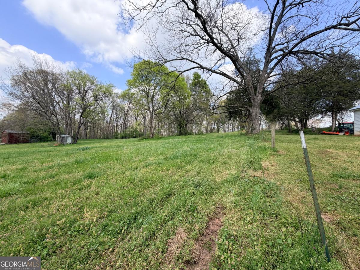 662 Old Gainesville Highway Property Photo 11
