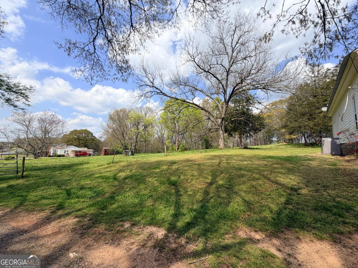 662 Old Gainesville Highway Property Photo 12