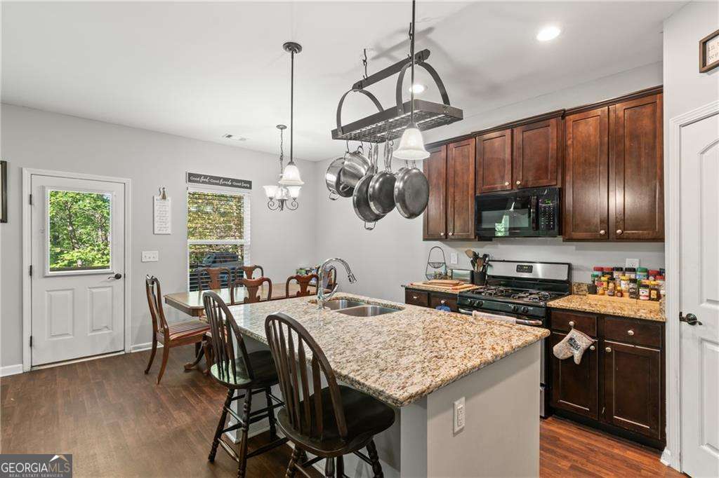 248 Bethany Manor Court Property Photo 9