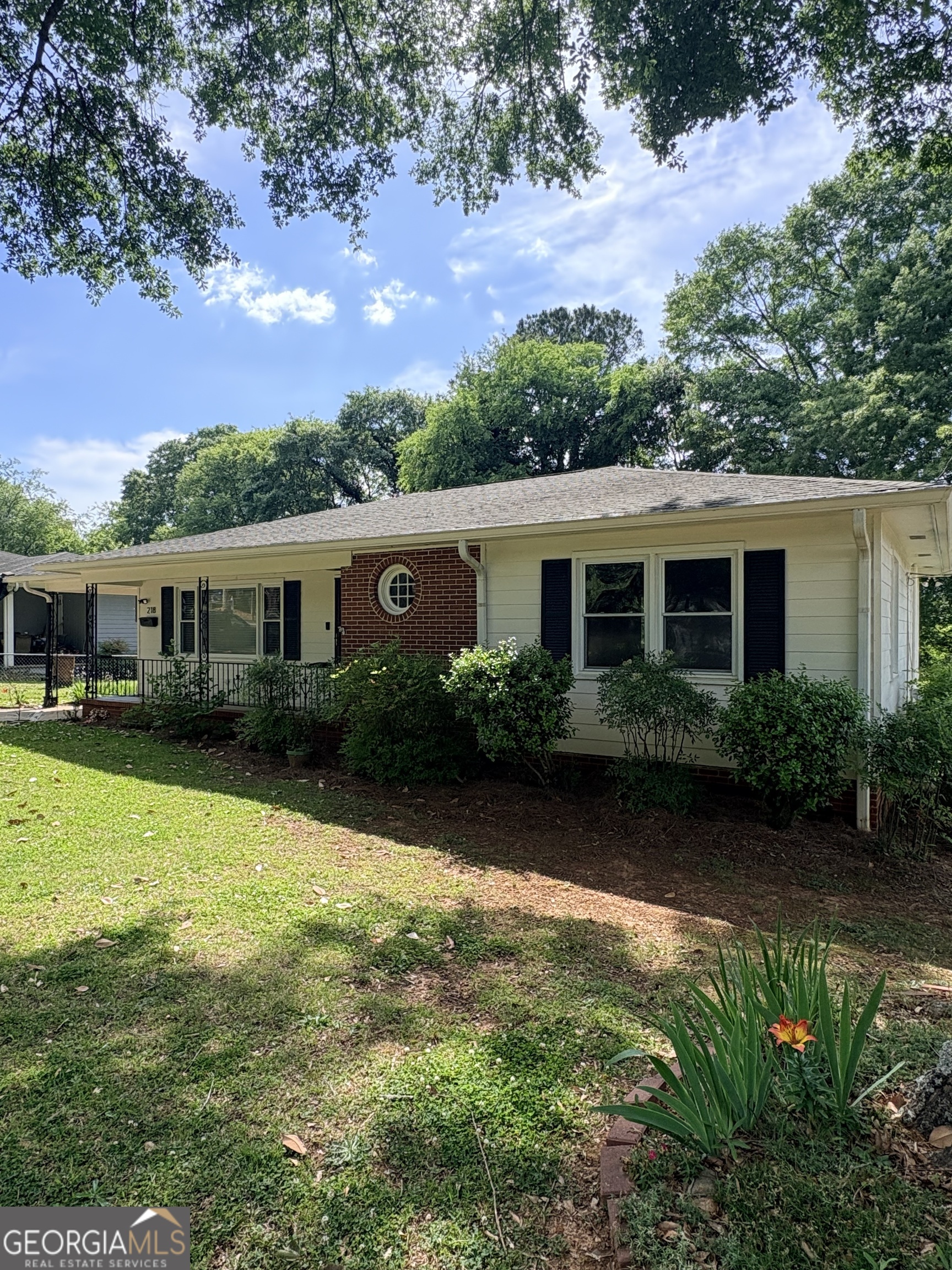 218 Flora Avenue Se Property Photo 1