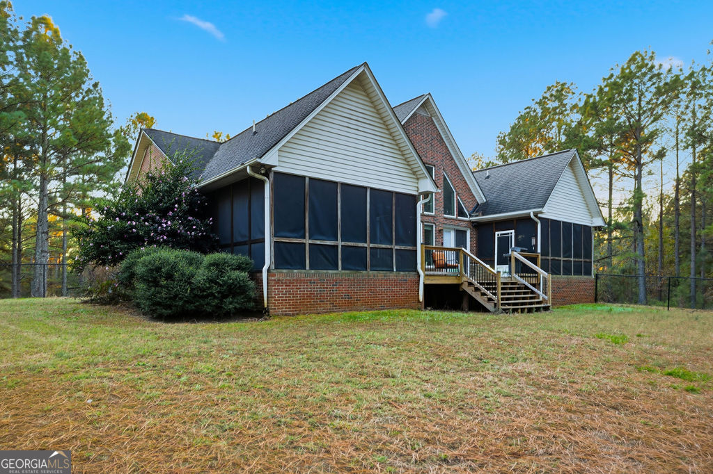 1907 Mountain Creek Church Road Property Photo 4