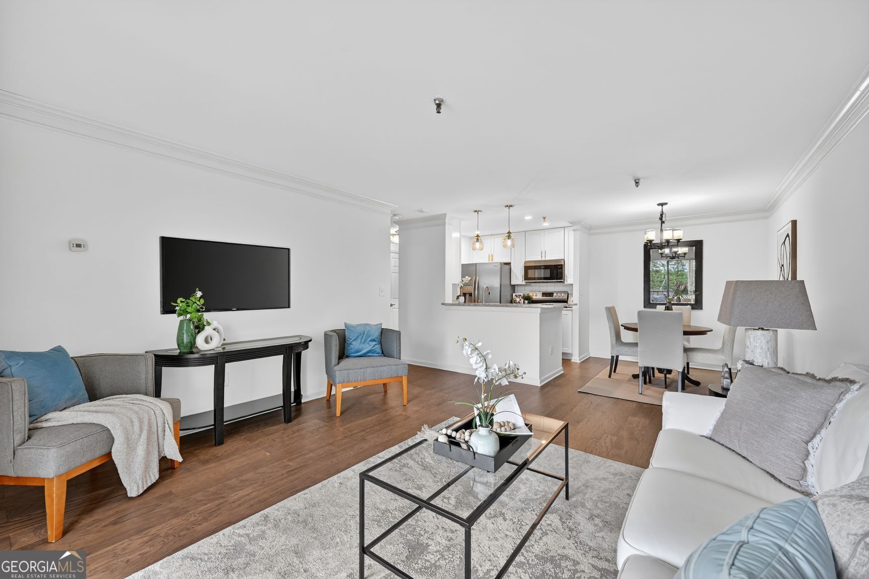 300 Johnson Ferry Road Ne # B201 Property Photo 4
