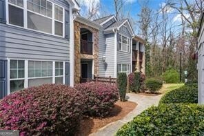 708 Madison Lane Se Property Photo 1