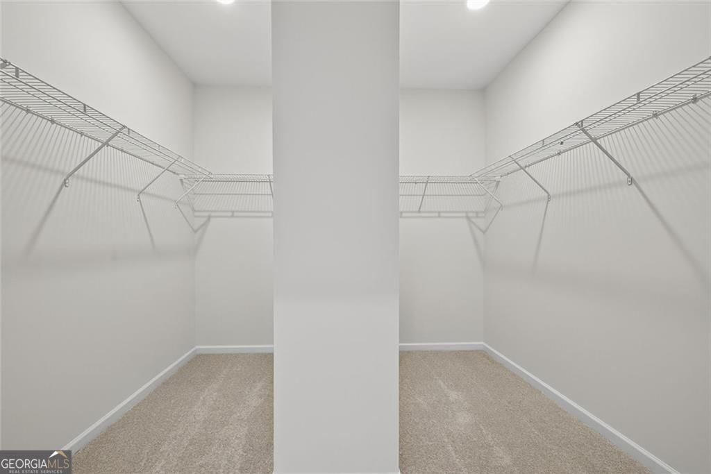 553 Grover Street Property Photo 36