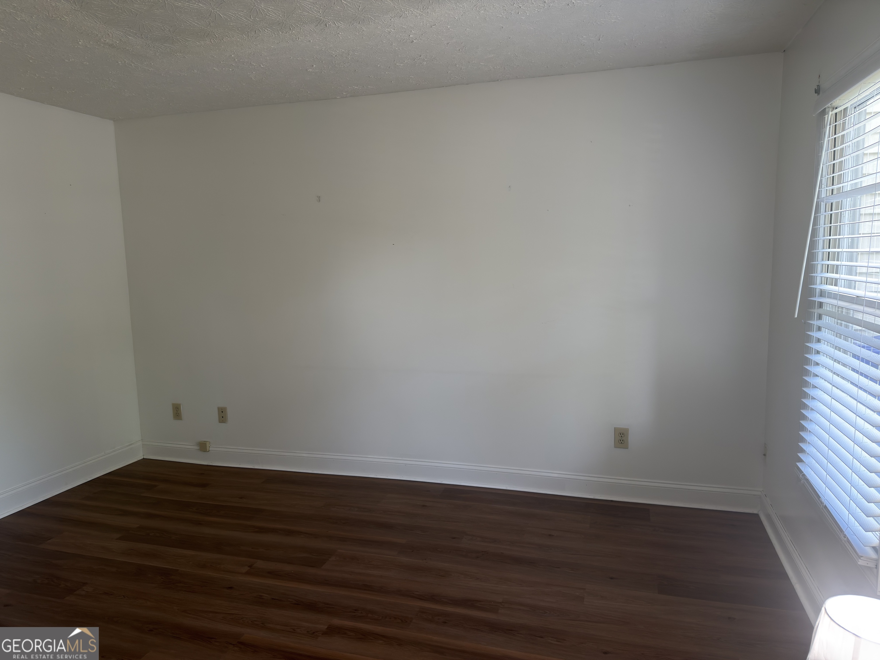 2270 Wellington Circle Property Photo 4