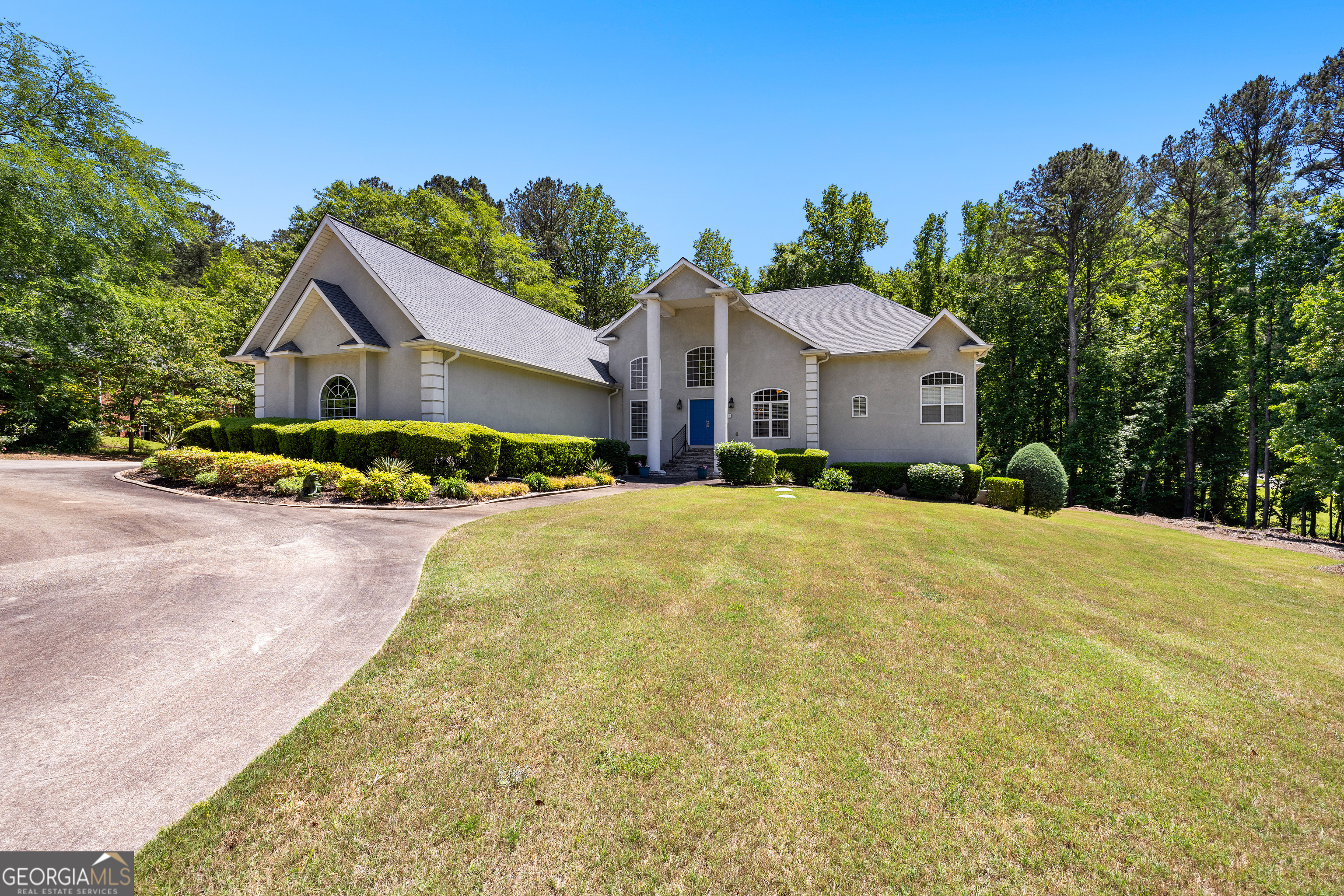 915 Magnolia Way Property Photo 4