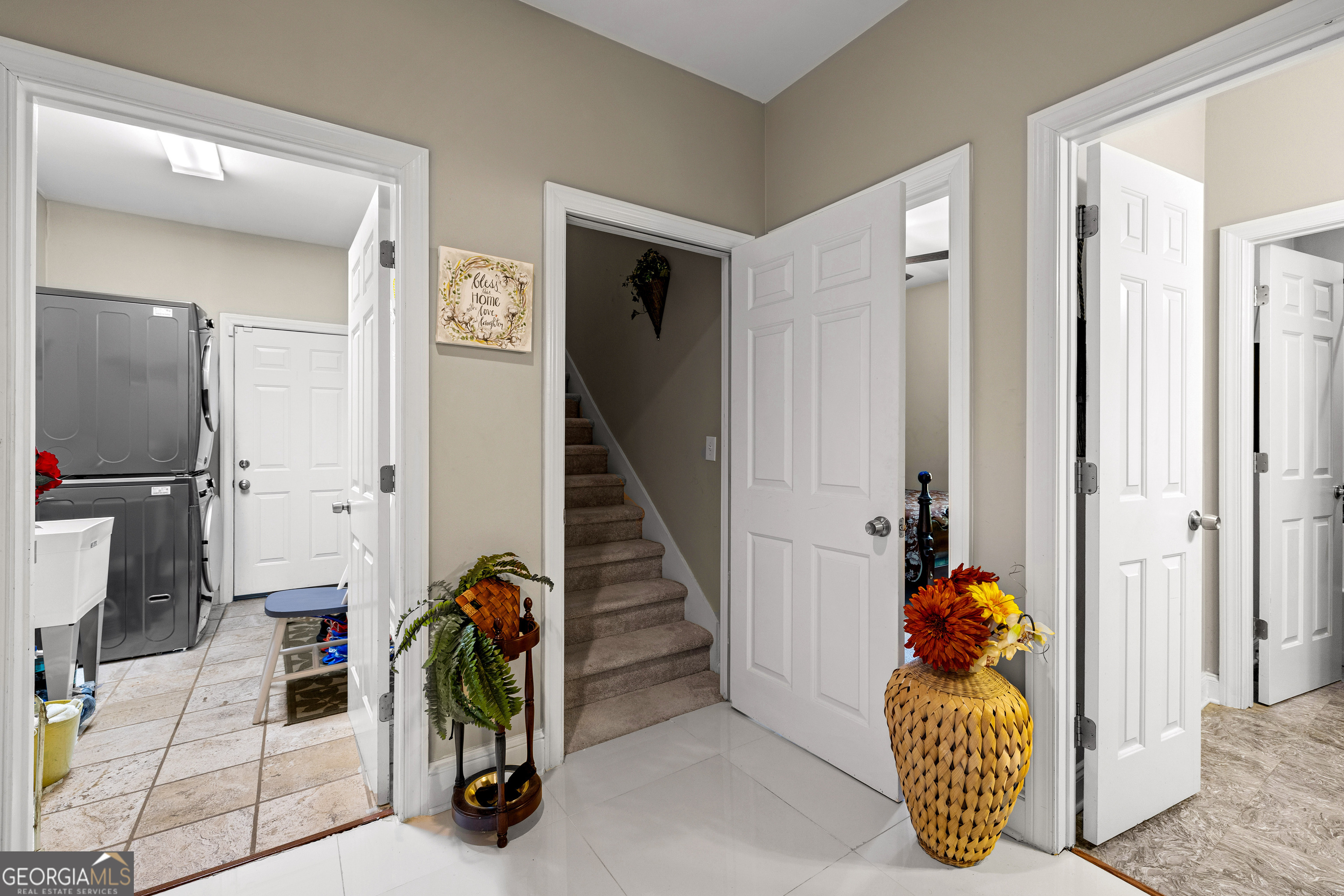 915 Magnolia Way Property Photo 13