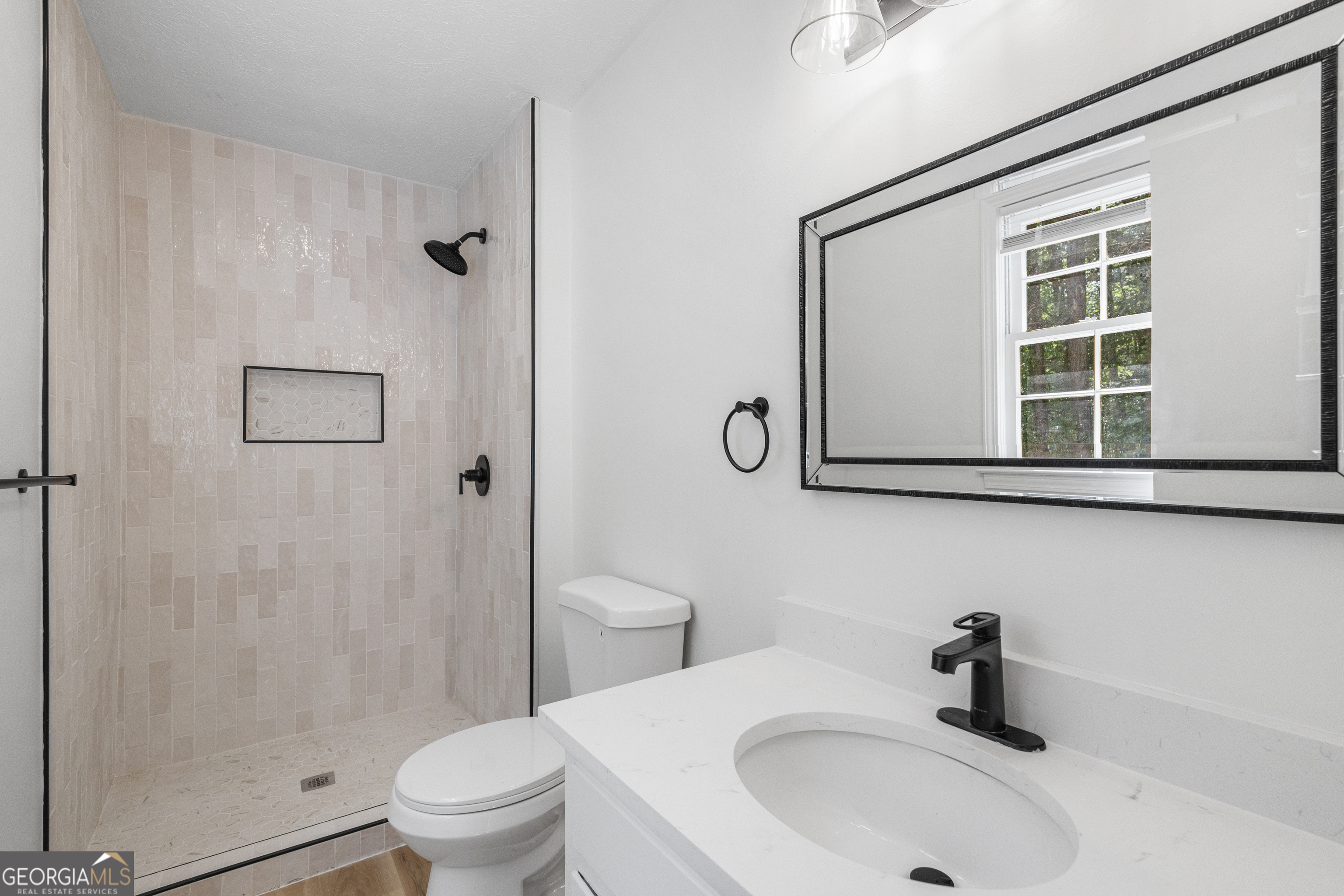134 N Lake Drive Property Photo 17