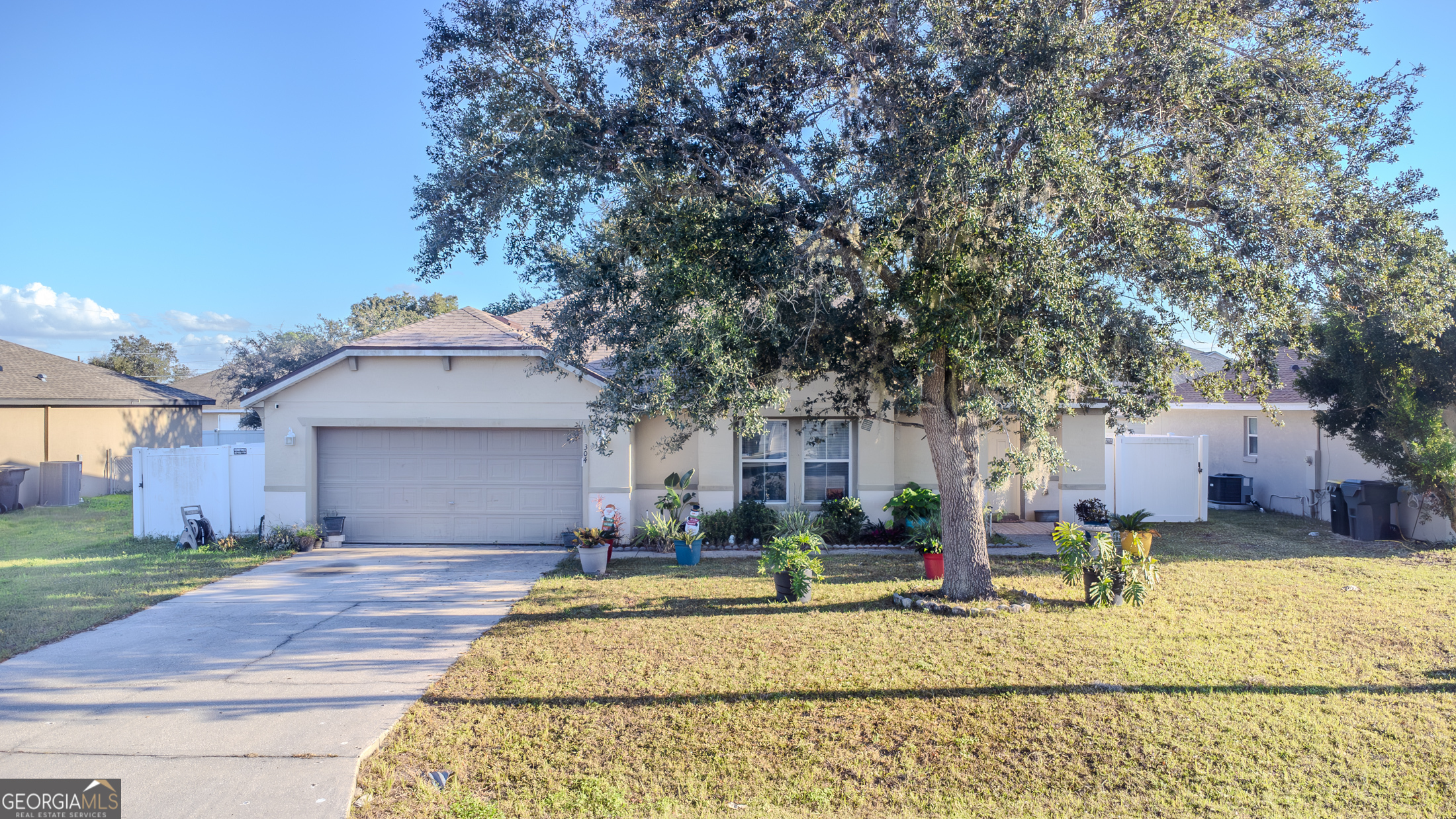 304 Grouper Drive Property Photo 1