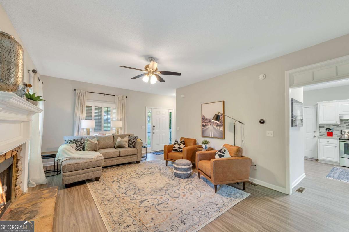 19 Moonlight Drive Se Property Photo 3
