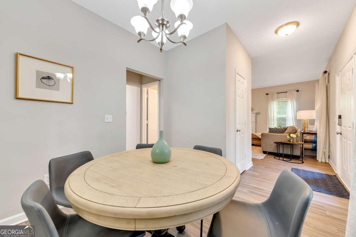 19 Moonlight Drive Se Property Photo 9